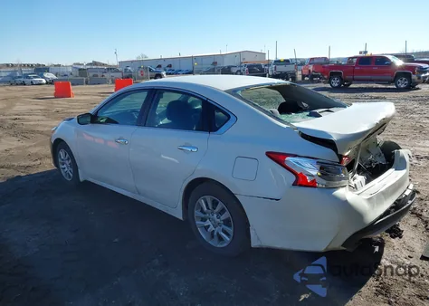 2017 Nissan Altima 2.5 S z USA, uszkodzony, nr VIN 1N4AL3AP4HC286010